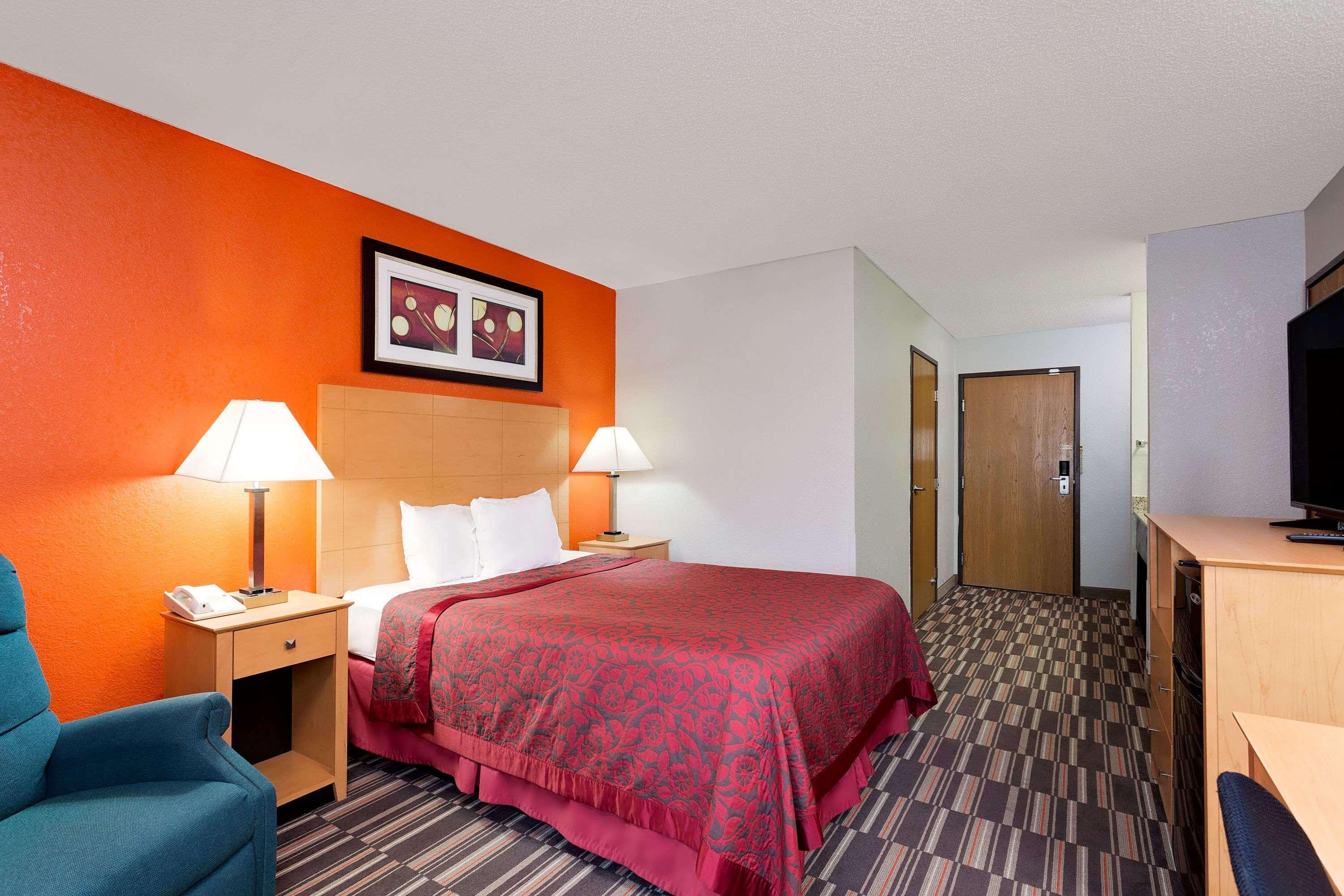 Days Inn By Wyndham Racine/Sturtevant Dış mekan fotoğraf