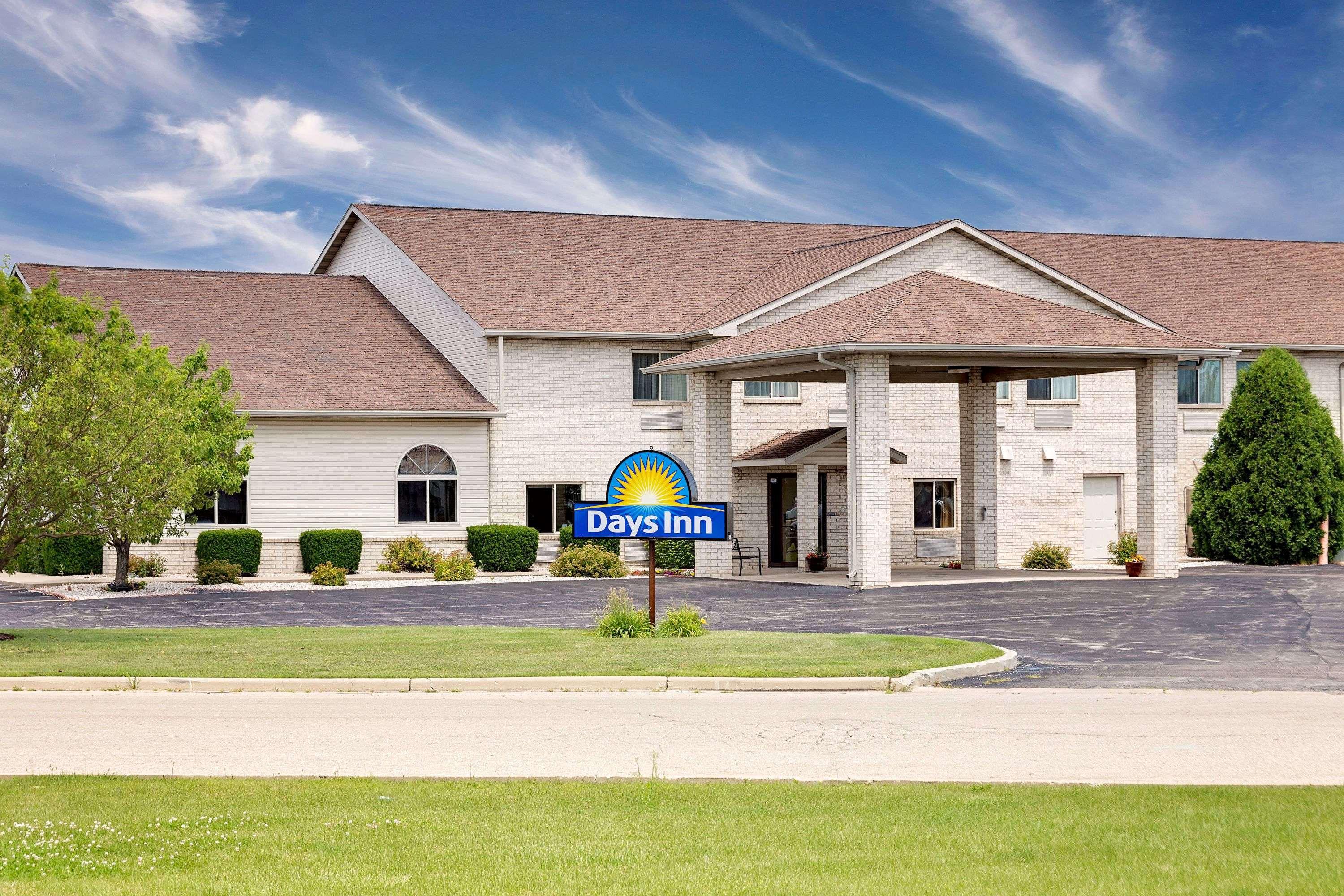 Days Inn By Wyndham Racine/Sturtevant Dış mekan fotoğraf